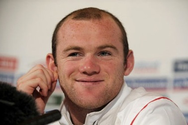 Rooney muốn xô đổ kỷ lục của Sir Bobby Charlton