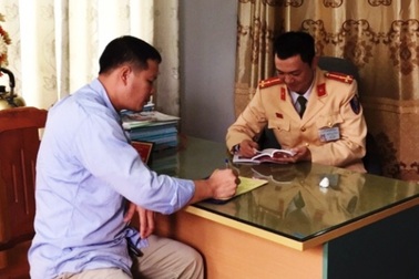 Xe đầu kéo gây náo loạn trên phố: Tài xế khai do... sức ép công việc (!)