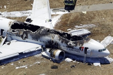 Tai nạn máy bay Boeing 777: Phi công không nhìn thấy đường băng