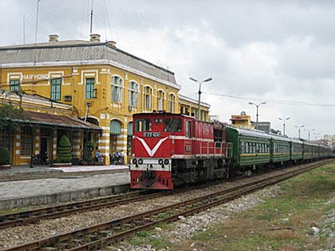 Từ 17/6, chạy lại tàu khách Hà Nội - Hải Phòng - Ảnh 1.