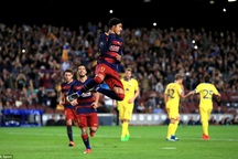 Suarez-Neymar lập công, Barcelona vững ngôi đầu bảng