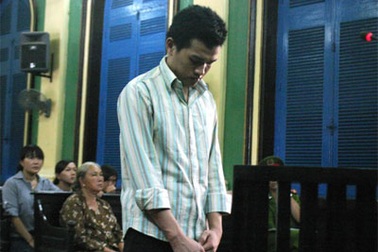 Nam sinh viên lĩnh án tử hình vì… giết cha
