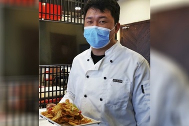 Cuộc đời vô tình thay đổi "nhờ" đi nhầm tới Vũ Hán