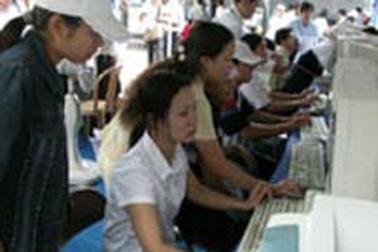 Săn việc online