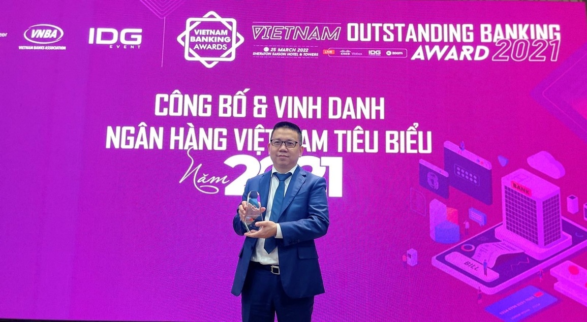 MSB nhận giải thưởng ngân hàng chuyển đổi số tiêu biểu - 2 MSB nhận giải thưởng ngân hàng chuyển đổi số tiêu biểu - 2
