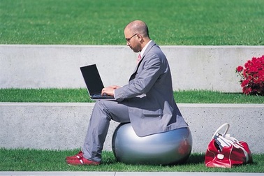 Làm việc từ xa: Được hay không?