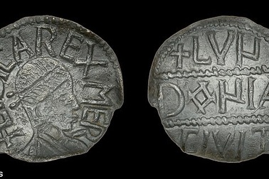 Một đồng xu cổ siêu hiếm của Anh bán được hơn 900 triệu đồng