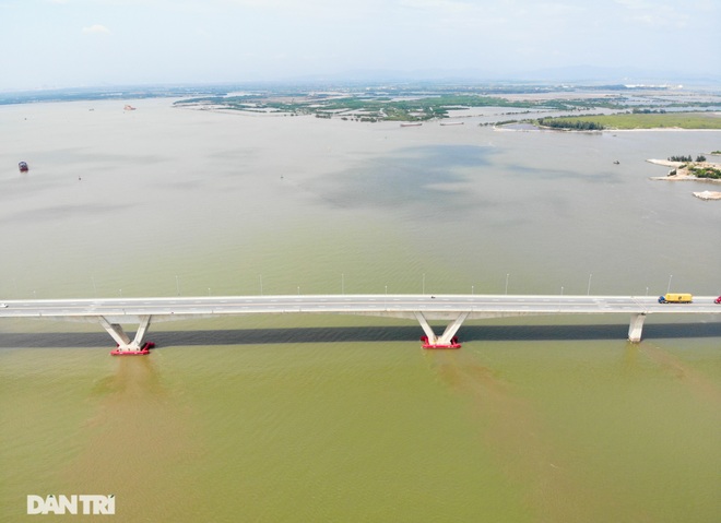 Những cây cầu đẹp, mang dấu ấn của thành phố cảng Hải Phòng - 4 Những cây cầu đẹp, mang dấu ấn của thành phố cảng Hải Phòng - 4