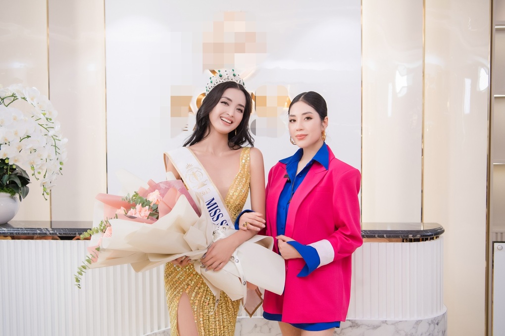 Tô Diệp Hà khoe sắc rạng rỡ bên cạnh Hoa hậu Siêu quốc gia 2013 - 4 Tô Diệp Hà khoe sắc rạng rỡ bên cạnh Hoa hậu Siêu quốc gia 2013 - 4