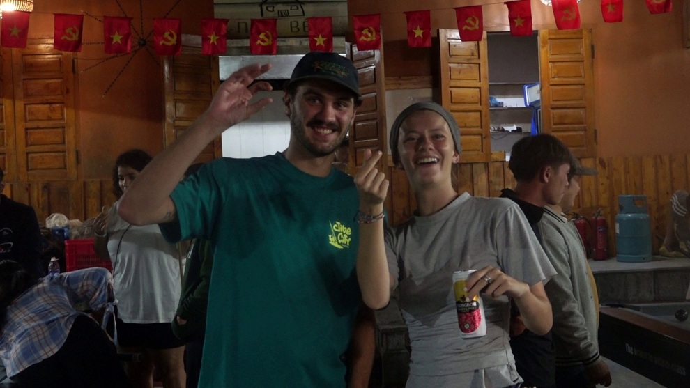 Đường xuống sông Nho Quế vẫn sạt lở: Tour thuyền tạm dừng, khách tiếc nuối - 2 Đường xuống sông Nho Quế vẫn sạt lở: Tour thuyền tạm dừng, khách tiếc nuối - 2