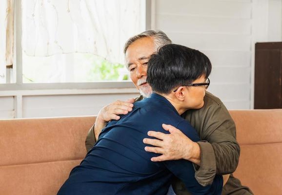 Trong khi say rượu, con trai thú nhận một điều khiến tôi đau đớn - 1 Trong khi say rượu, con trai thú nhận một điều khiến tôi đau đớn - 1