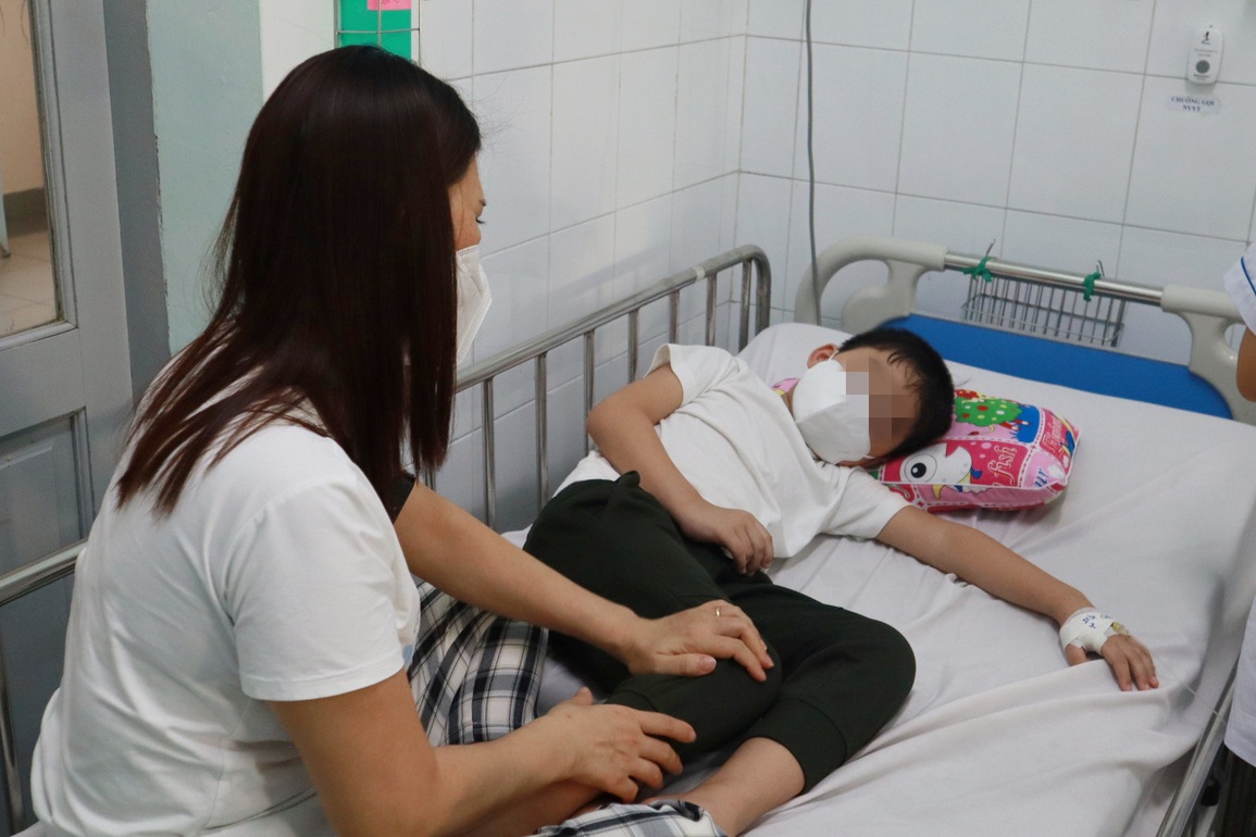 TPHCM phát hiện gần 4.500 bệnh nhân sốt xuất huyết, 2 ca tử vong - 2 TPHCM phát hiện gần 4.500 bệnh nhân sốt xuất huyết, 2 ca tử vong - 2
