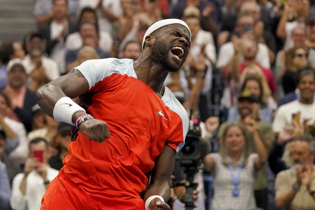 Tay vợt loại Nadal làm nên lịch sử khi tiến vào bán kết US Open - 1 Tay vợt loại Nadal làm nên lịch sử khi tiến vào bán kết US Open - 1