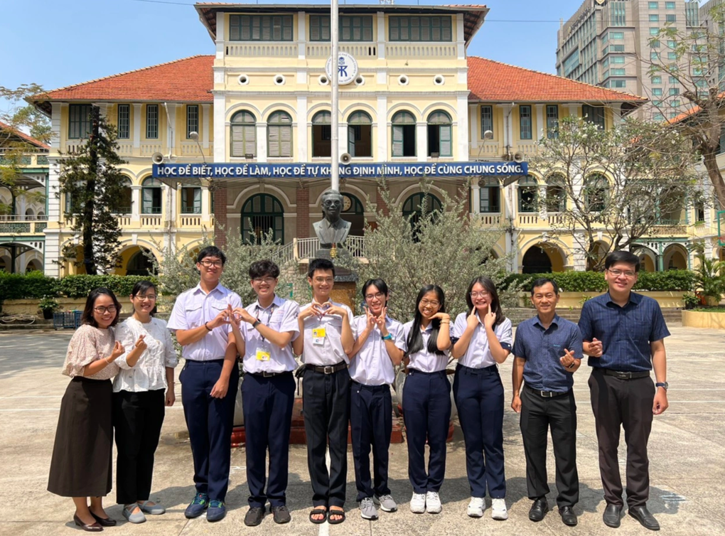 Nữ sinh giành cú đúp học sinh giỏi quốc gia nhờ cách học... kỳ lạ - 3 Nữ sinh giành cú đúp học sinh giỏi quốc gia nhờ cách học... kỳ lạ - 3