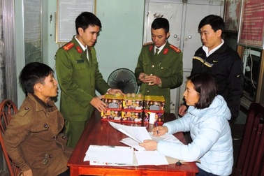 Liên tục bắt giữ các đối tượng vận chuyển, tàng trữ pháo nổ