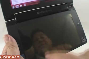 Dùng thử laptop hai màn hình Toshiba Libretto W100 