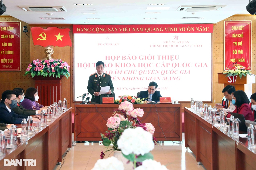 Tăng cường bảo vệ chủ quyền quốc gia trên không gian mạng - 1 Tăng cường bảo vệ chủ quyền quốc gia trên không gian mạng - 1
