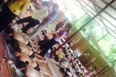 Tạm dừng cơ sở lột trần, giẫm lưng người bệnh