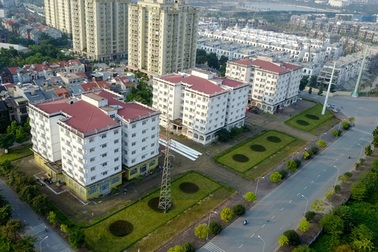 Vì sao 3 chung cư với 150 căn hộ giữa Hà Nội bị bỏ hoang?