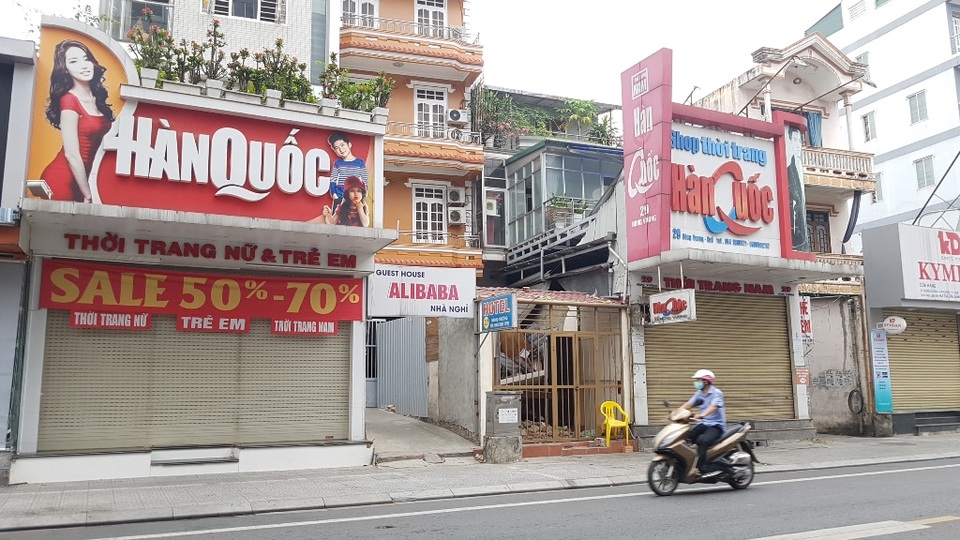 Sáng đầu tiên thực hiện cách ly xã hội - 14 Sáng đầu tiên thực hiện cách ly xã hội - 14