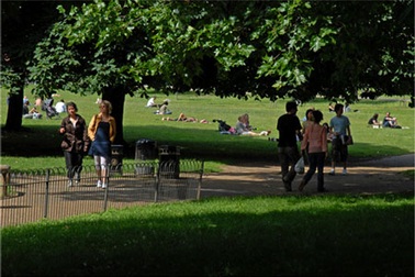 Thi học bổng GCSE & A-level trường Ashbourne Independent College