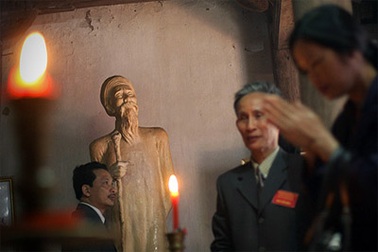 Dâng hương kỷ niệm 174 năm ngày sinh nhà thơ Nguyễn Khuyến