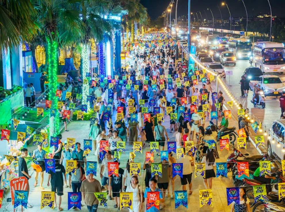 Động lực đưa Quảng Ninh vươn lên thành trung tâm đầu tư hàng đầu miền Bắc - 5 Động lực đưa Quảng Ninh vươn lên thành trung tâm đầu tư hàng đầu miền Bắc - 5