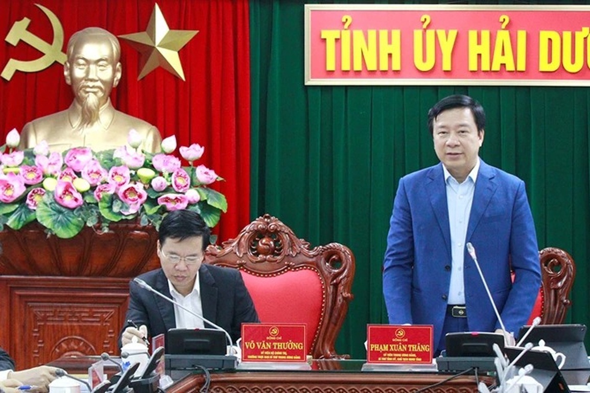 Hải Dương cần tích cực gặp gỡ, đối thoại với nhân dân - 2 Hải Dương cần tích cực gặp gỡ, đối thoại với nhân dân - 2