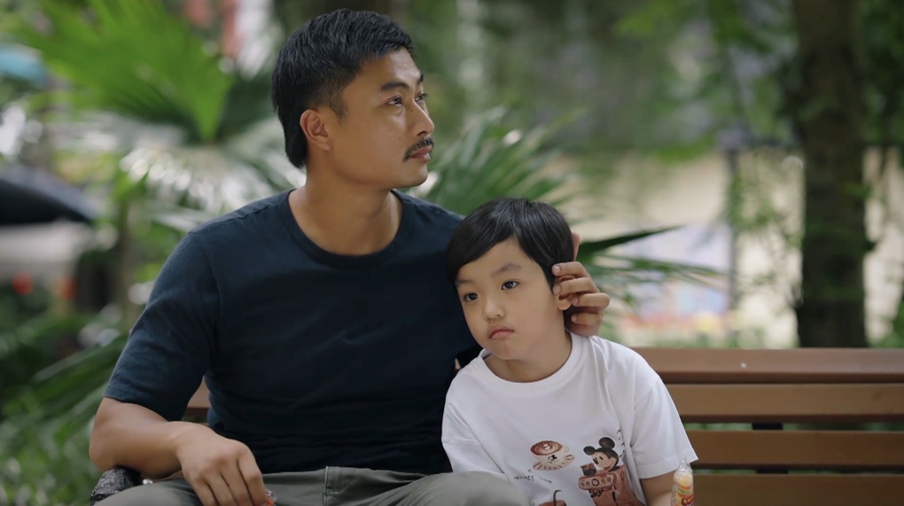 Diễn viên nhí 6 tuổi đóng con trai Duy Hưng trong phim VTV gây sốt - 1 Diễn viên nhí 6 tuổi đóng con trai Duy Hưng trong phim VTV gây sốt - 1