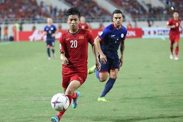 Phan Văn Đức được thưởng nóng 100 triệu đồng