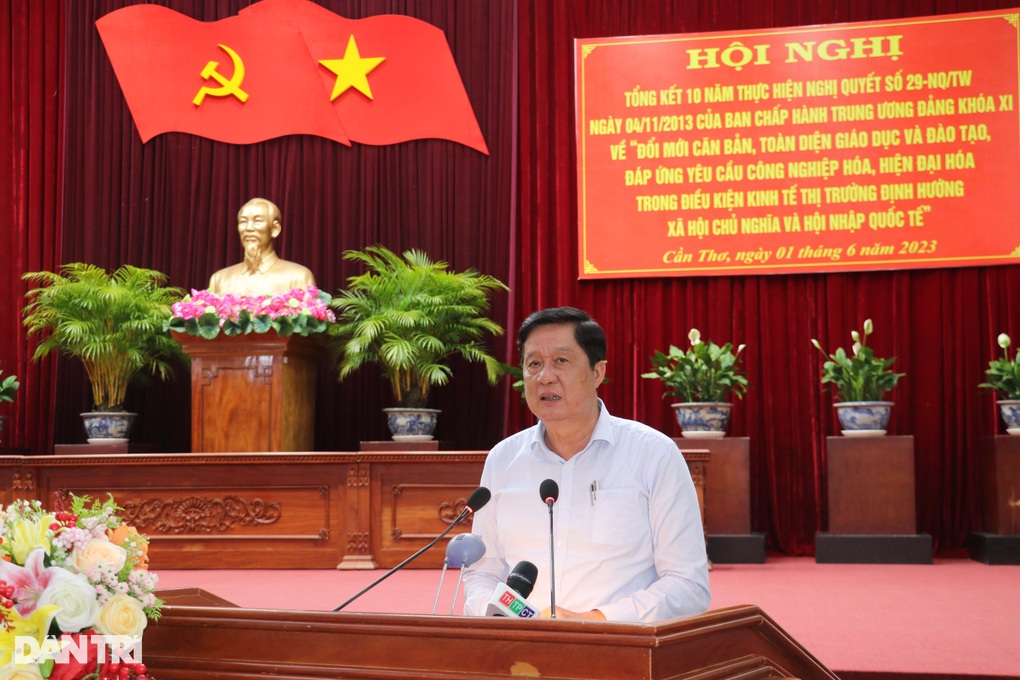 Bí thư Cần Thơ: Kiên quyết xử lý cán bộ trì trệ, thiếu trách nhiệm - 1 Bí thư Cần Thơ: Kiên quyết xử lý cán bộ trì trệ, thiếu trách nhiệm - 1