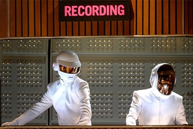 Âm nhạc 2014 - Cơn địa chấn mang tên EDM