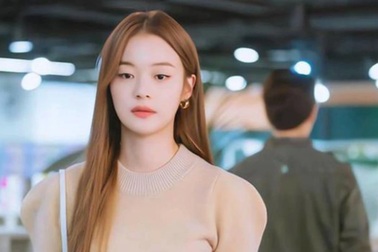 Ngồi cửa đợi người yêu khám thai, nghe bác sĩ hỏi tôi rụng rời chân tay