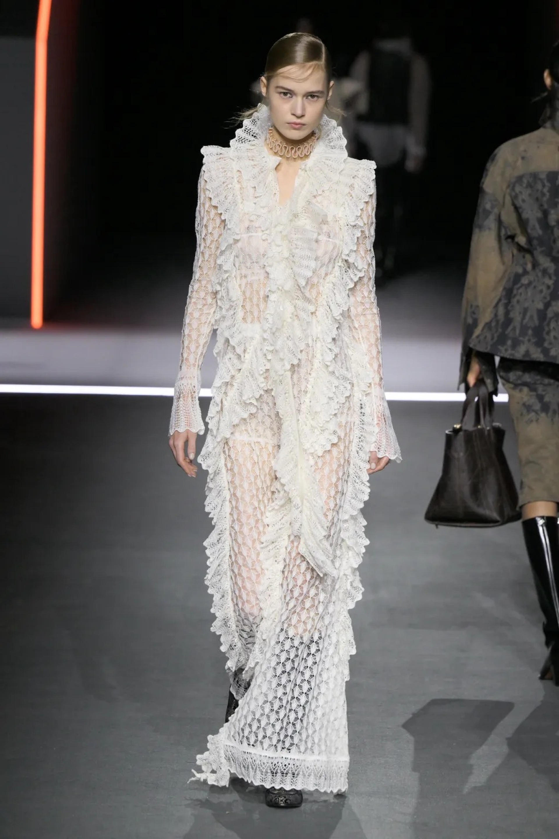 Thùy Tiên bất ngờ được Dior trao danh phận, hội ngộ Jisoo tại Pháp - 18 Thùy Tiên bất ngờ được Dior trao danh phận, hội ngộ Jisoo tại Pháp - 18