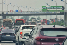 Cao tốc ùn ứ khi Lễ tảo mộ trùng dịp cuối tuần