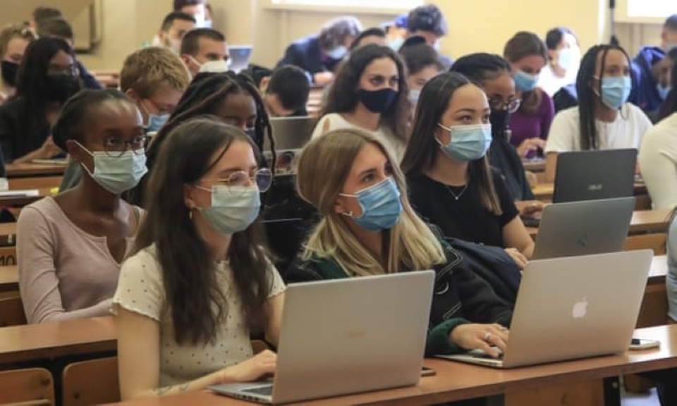 Cách các trường đại học đối phó với Covid-19 - 1 Cách các trường đại học đối phó với Covid-19 - 1