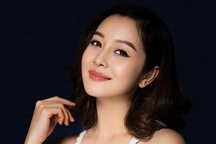 Jennifer Phạm sinh con thứ 4 cho chồng “thiếu gia”, mẹ chồng doanh nhân đích thân chăm sóc