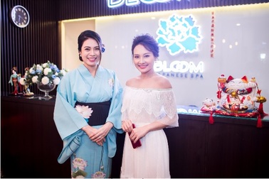 Bảo Thanh xinh đẹp quyến rũ khác lạ trong “Dạ tiệc Anh Đào”