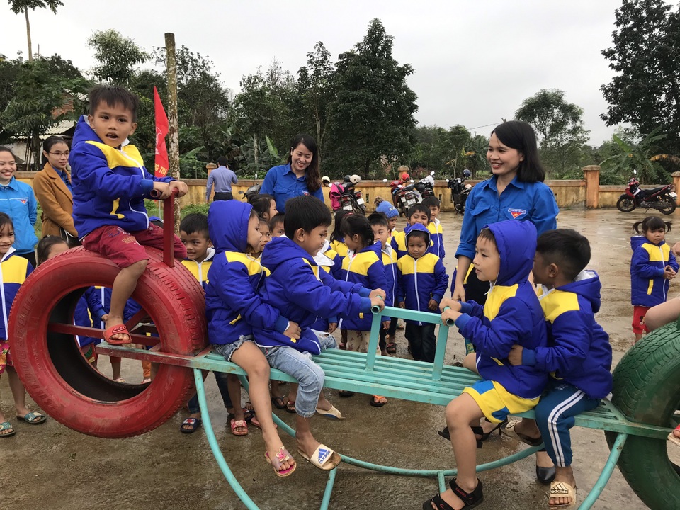 Tuổi trẻ Quảng Trị tổ chức chương trình “Tình nguyện mùa Đông” và “Xuân tình nguyện” - 4 Tuổi trẻ Quảng Trị tổ chức chương trình “Tình nguyện mùa Đông” và “Xuân tình nguyện” - 4