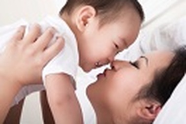 Bảo vệ da cho con mẹ nhé!