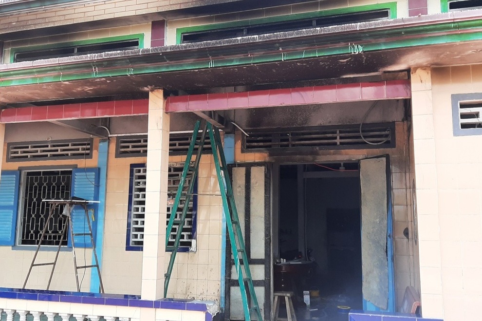Công an khởi tố vụ án nhà dân bị cháy lúc rạng sáng - 1 Công an khởi tố vụ án nhà dân bị cháy lúc rạng sáng - 1