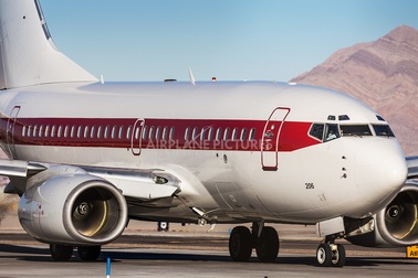 Hãng hàng không bí ẩn nhất thế giới bất ngờ tuyển phi công