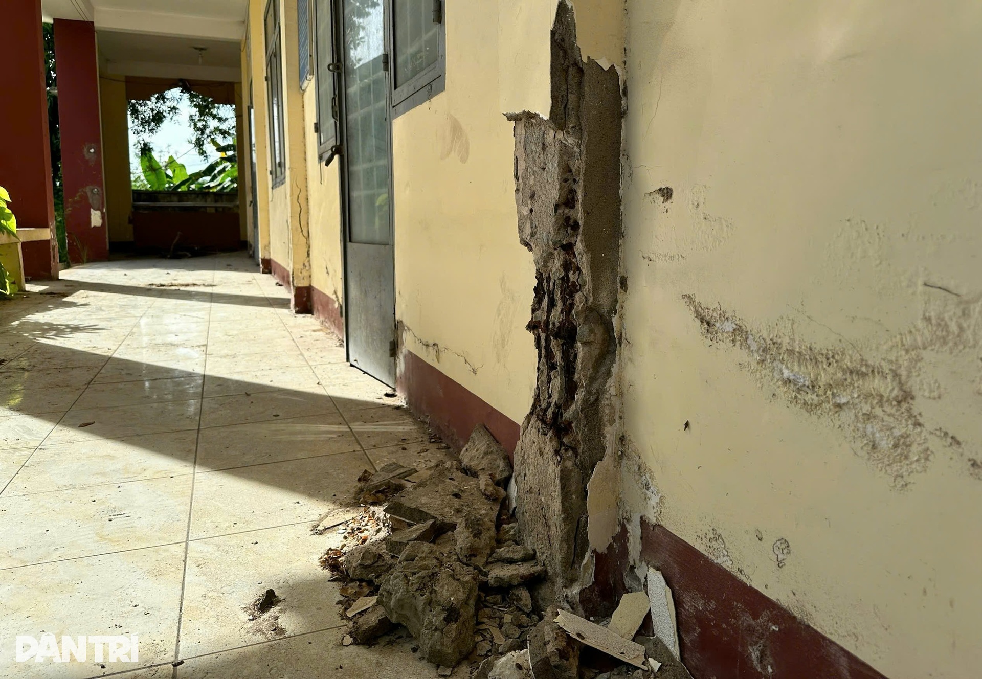 Trường học xây mới hơn 13 tỷ đồng hoạt động vài năm rồi bỏ hoang ở Đồng Nai - 6 Trường học xây mới hơn 13 tỷ đồng hoạt động vài năm rồi bỏ hoang ở Đồng Nai - 6