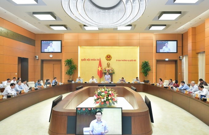 Toàn cảnh Phiên họp