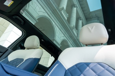 Nhiều mẫu ô tô đời mới tại Việt Nam cắt bỏ cửa sổ trời