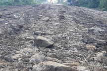 Đường xuống cấp nghiêm trọng, người dân chỉ biết kêu trời, chính quyền chờ dự án!