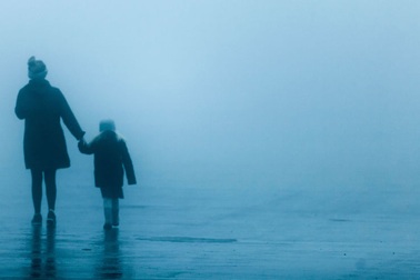 "Tôi trẻ, và góa bụa"