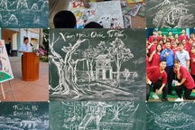 Thầy giáo trẻ vẽ danh thắng bằng phấn trắng trên bảng đen