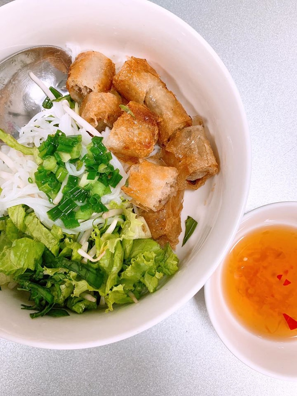 Bi hài chuyện sao Việt tăng cân vù vù mùa dịch vì ăn uống quá đà - 13 Bi hài chuyện sao Việt tăng cân vù vù mùa dịch vì ăn uống quá đà - 13