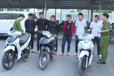 Triệu tập nhóm thanh niên chạy xe gây náo loạn đường phố